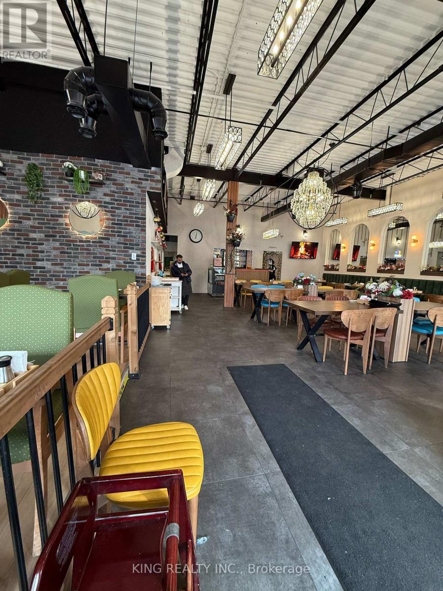 D2 & D3 - 900 RATHBURN ROAD, Mississauga, Ontario
