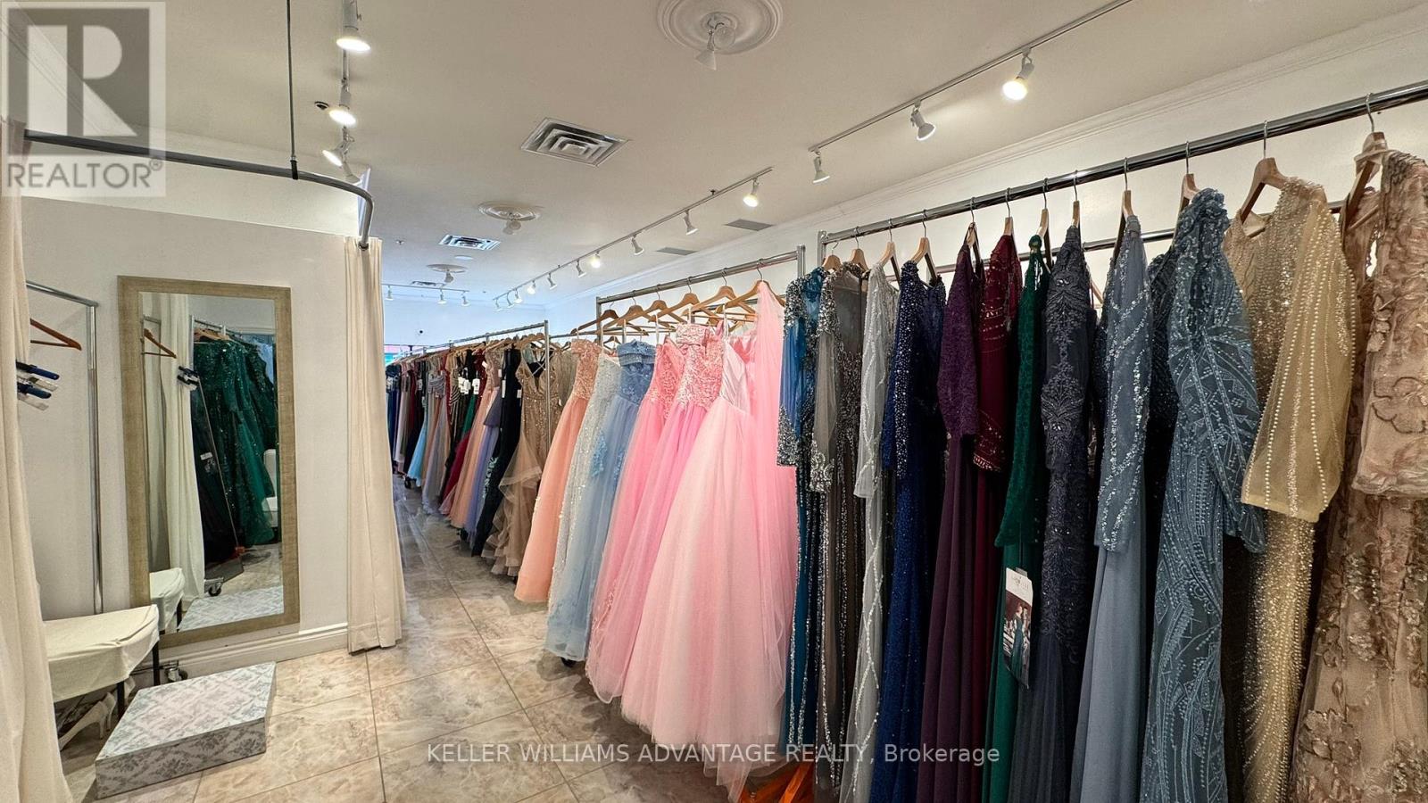 13a - 3220 Dufferin Street, Toronto, Ontario  M6A 2T3 - Photo 4 - W12177224