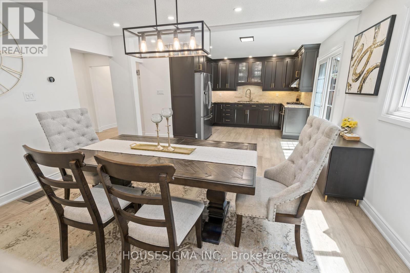4212 Powderhorn Crescent, Mississauga (Erin Mills), Ontario  L5L 3B9 - Photo 11 - W12177272
