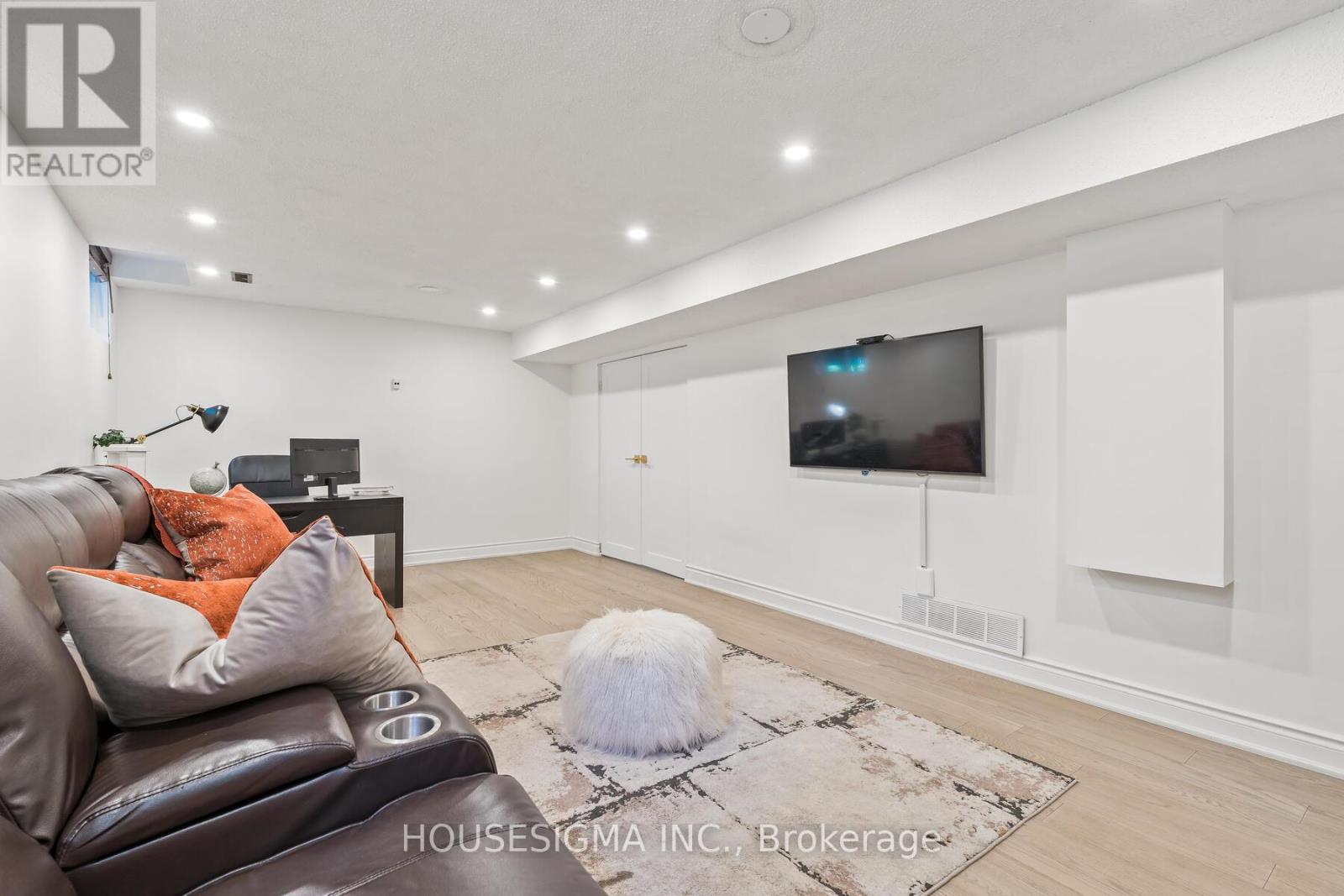 4212 Powderhorn Crescent, Mississauga (Erin Mills), Ontario  L5L 3B9 - Photo 24 - W12177272