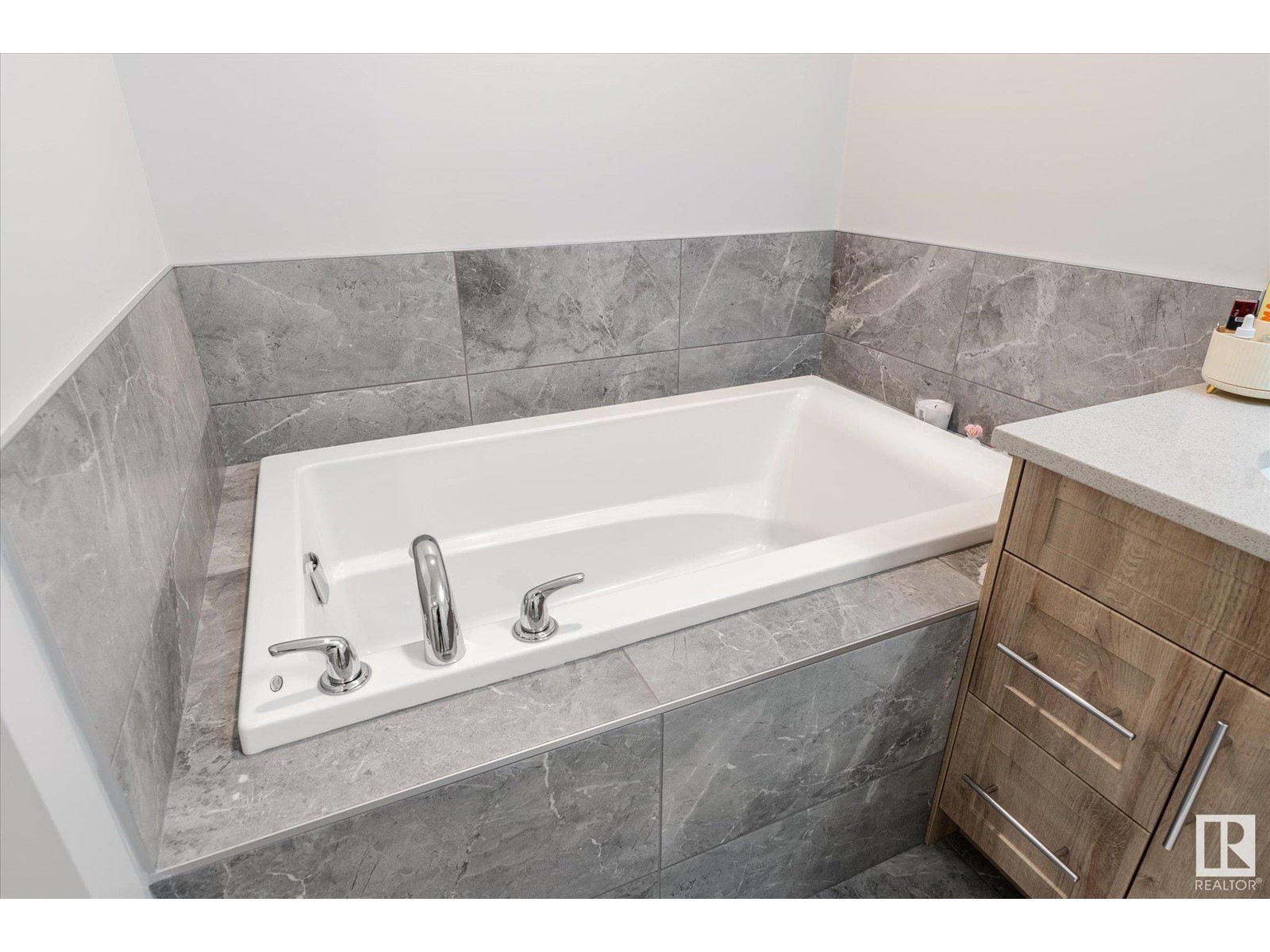 22143 80 Av Nw, Edmonton, Alberta  T5T 4S2 - Photo 29 - E4438767