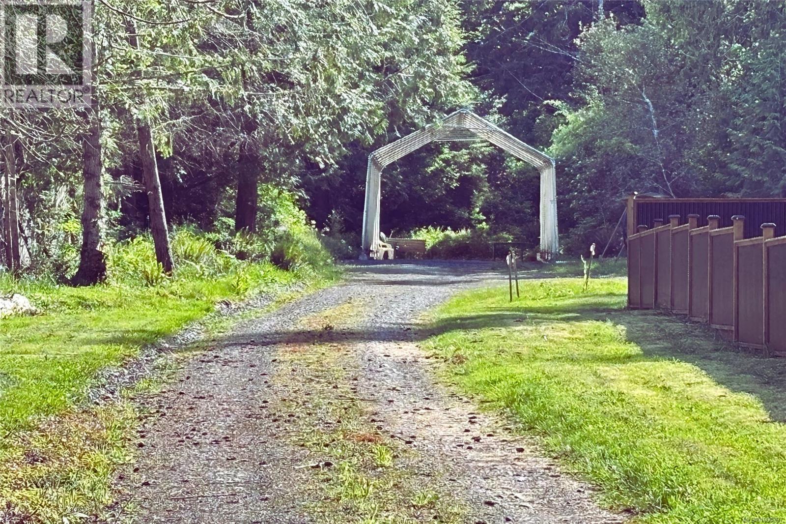 6662 Island Hwy W, Bowser, British Columbia  V0R 1G0 - Photo 6 - 1000397