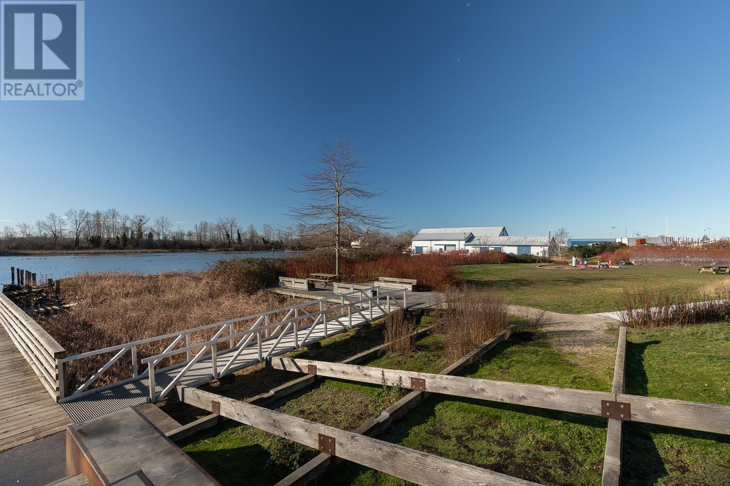 Listing Picture 15 of 26 : 203 6077 LONDON ROAD, Richmond / 烈治文 - 魯藝地產 Yvonne Lu Group - MLS Medallion Club Member