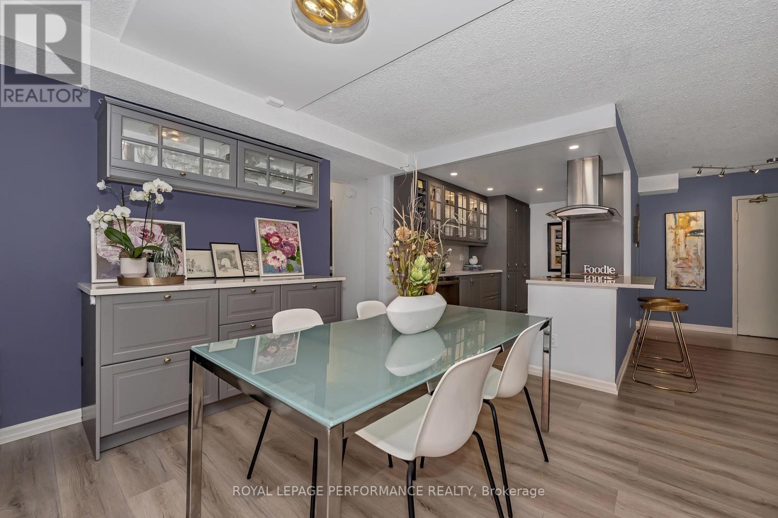 406 - 141 Somerset Street W, Ottawa, Ontario  K2P 2H1 - Photo 12 - X12177290