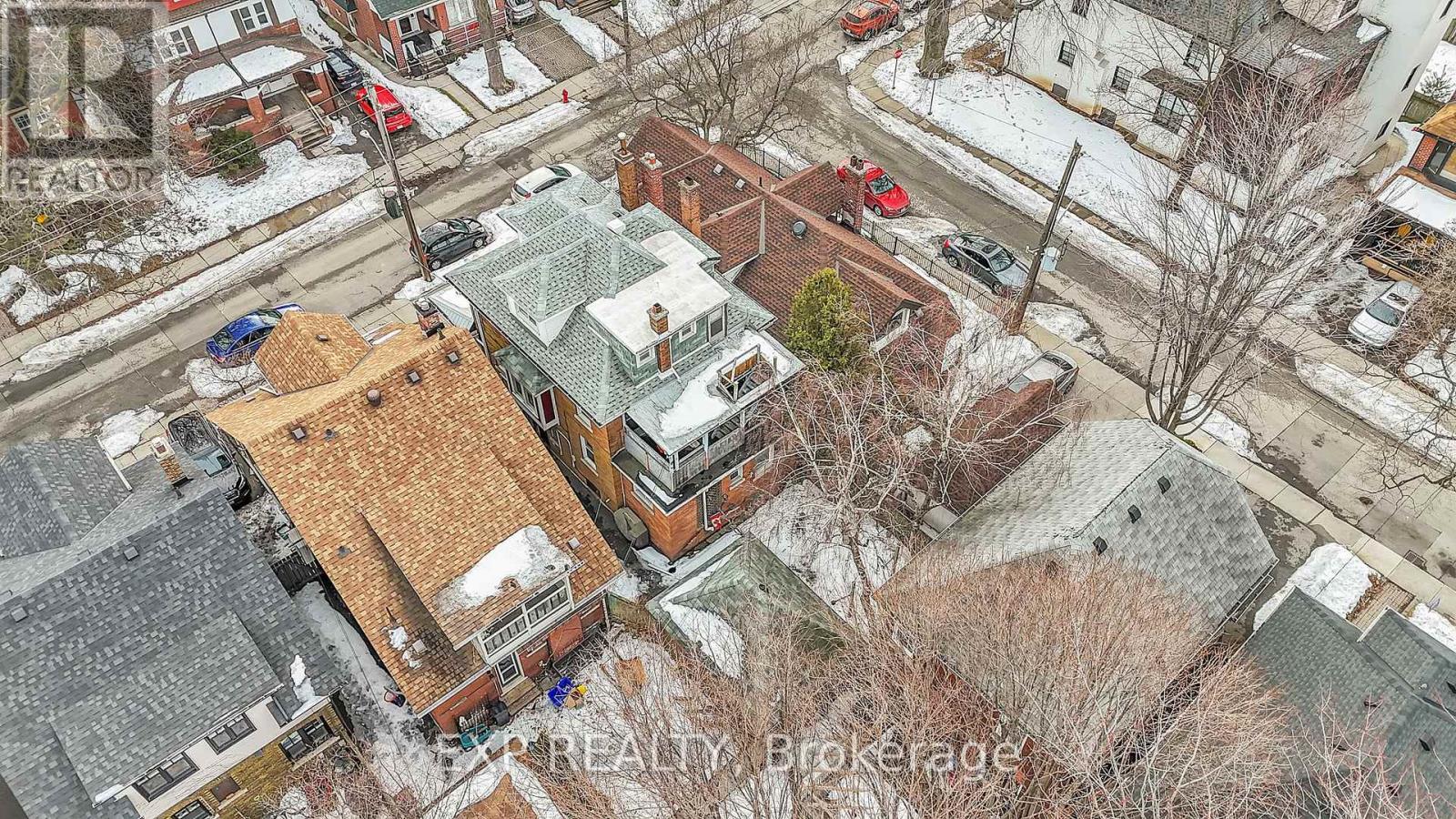 24 Burris Street, Hamilton (Gibson), Ontario  L8M 2J2 - Photo 40 - X12177236