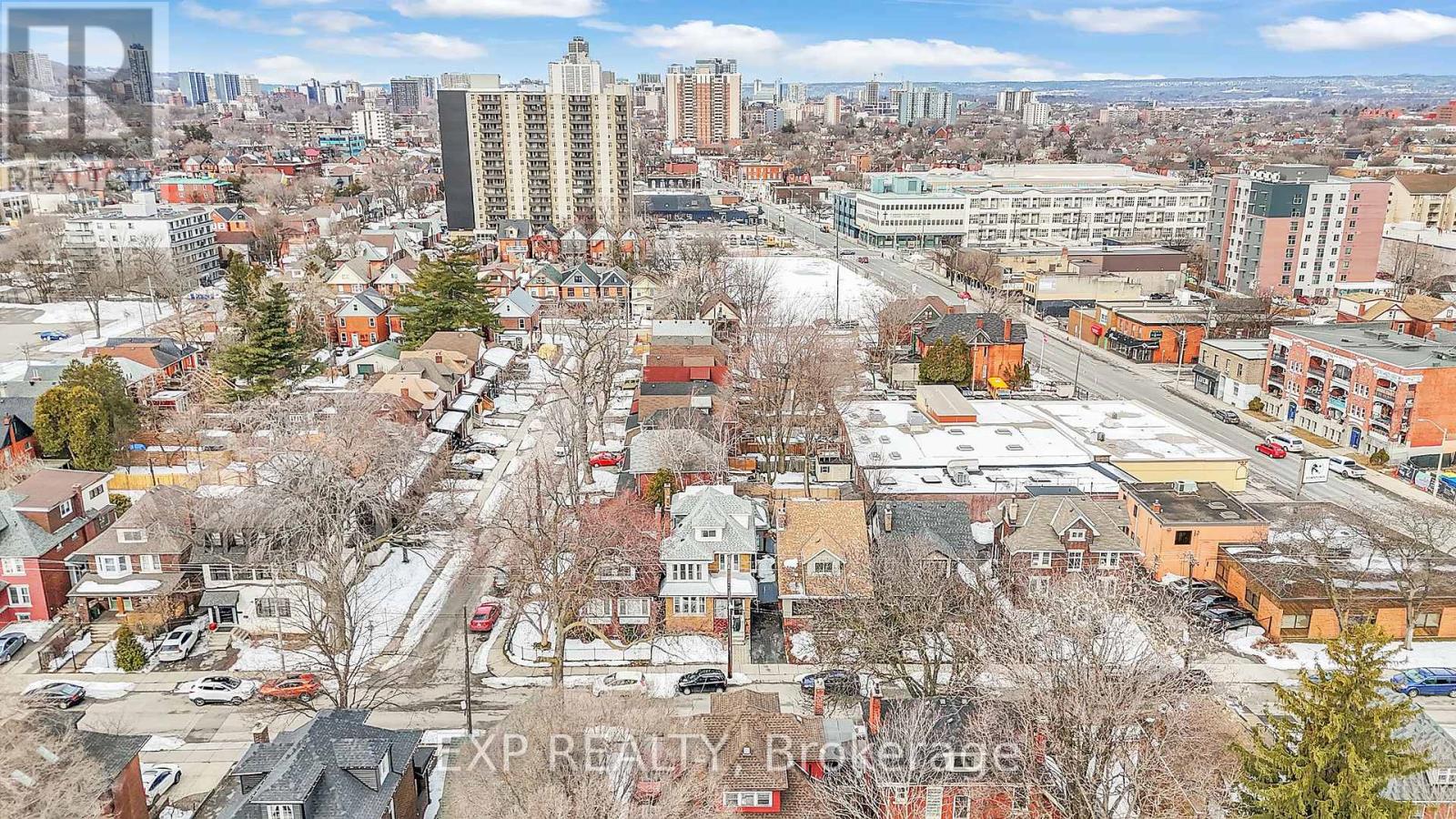 24 Burris Street, Hamilton (Gibson), Ontario  L8M 2J2 - Photo 42 - X12177236