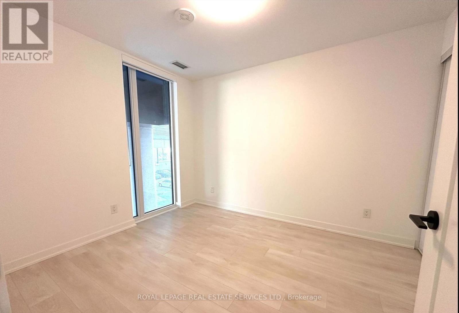 208 - 5 Defries Street N, Toronto, Ontario  M5A 0W7 - Photo 8 - C12177211