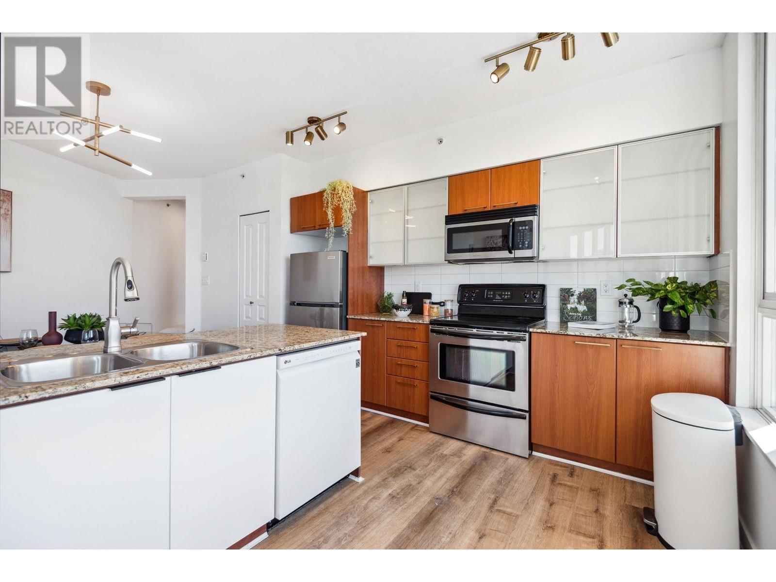 1604 4028 Knight Street, Vancouver, British Columbia  V5N 5Y8 - Photo 10 - R3007976