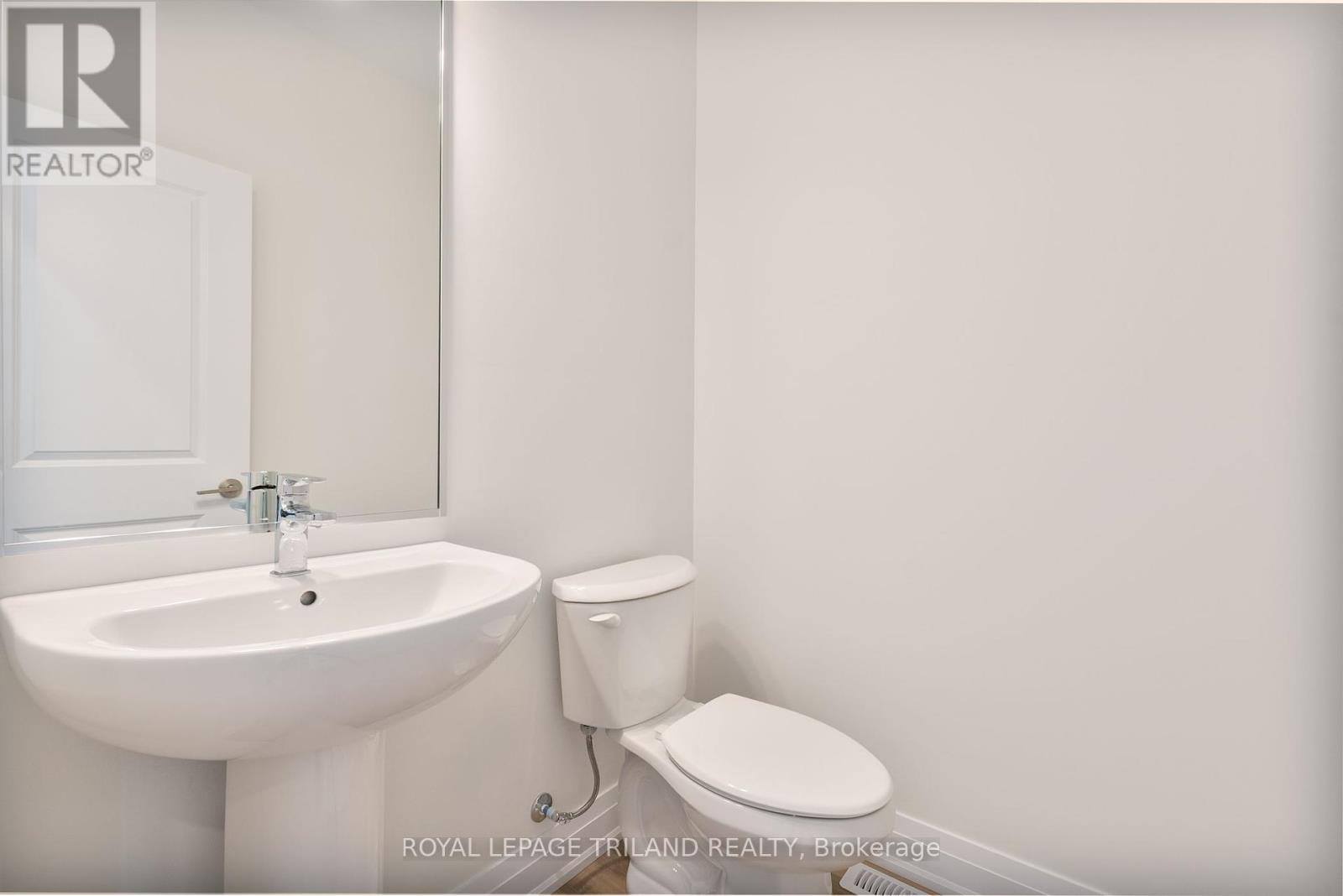 4 - 101 Swales Avenue, Strathroy-Caradoc, Ontario  N7G 0C1 - Photo 21 - X12101245