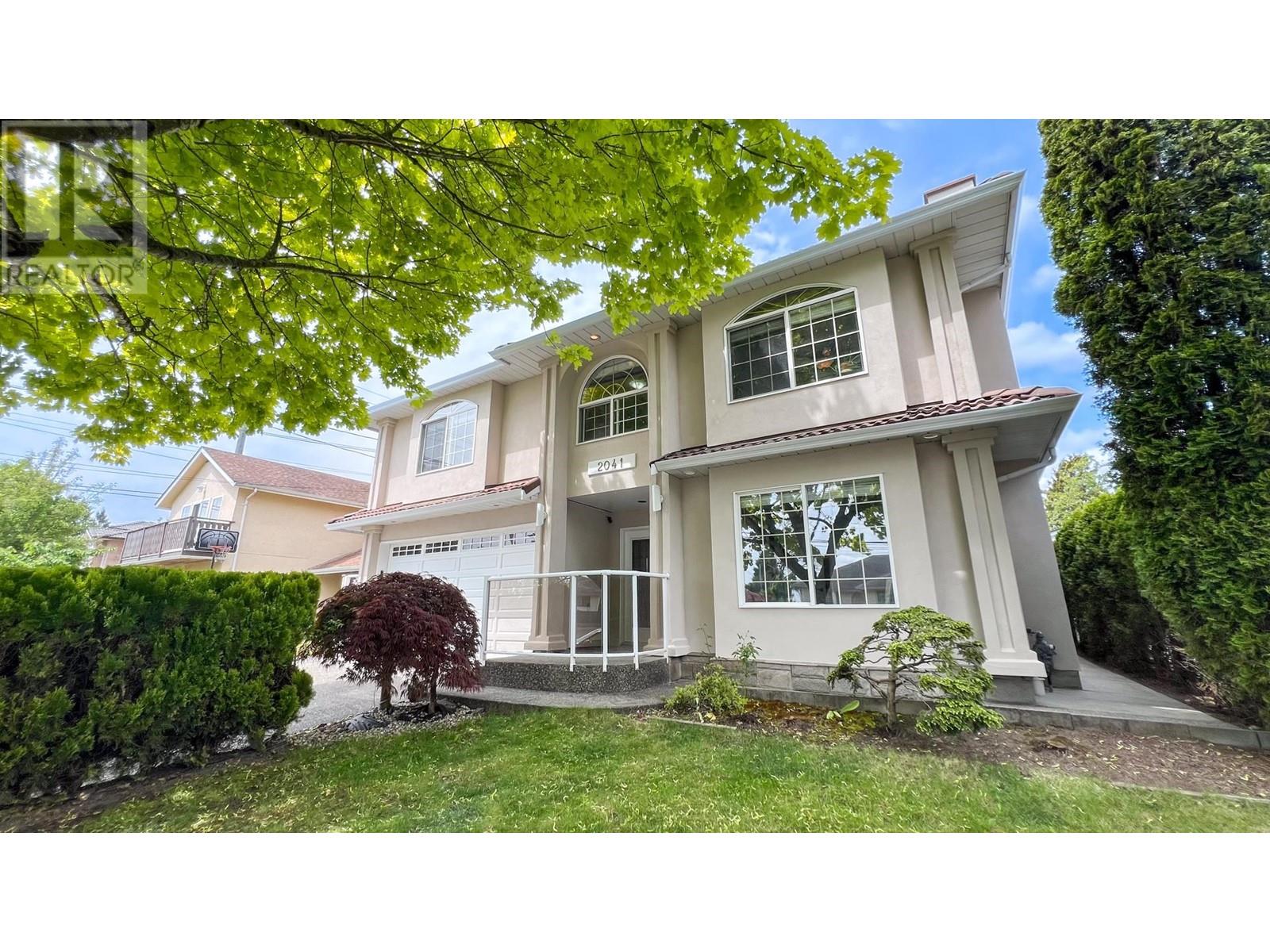 2041 Edinburgh Street, New Westminster, British Columbia  V3M 2X7 - Photo 1 - R3007766