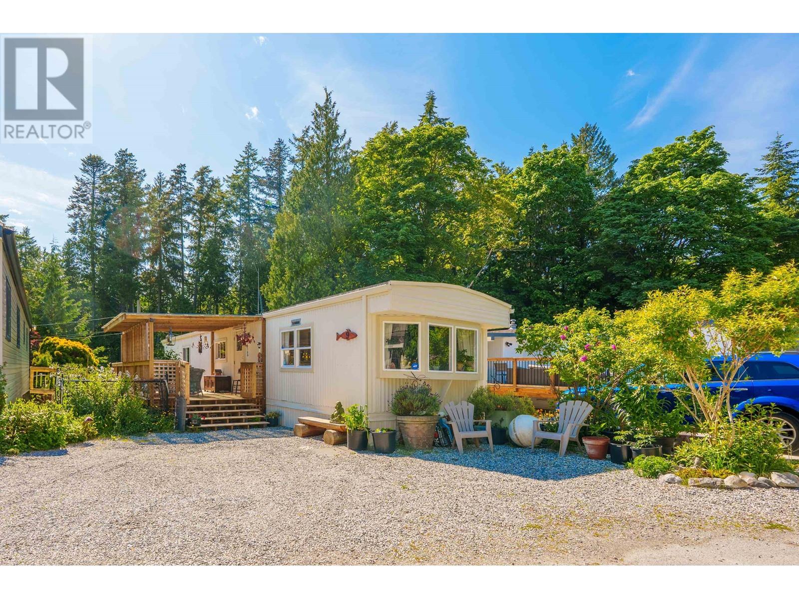 Property at 9 4514 SUNSHINE COAST HIGHWAY image 1