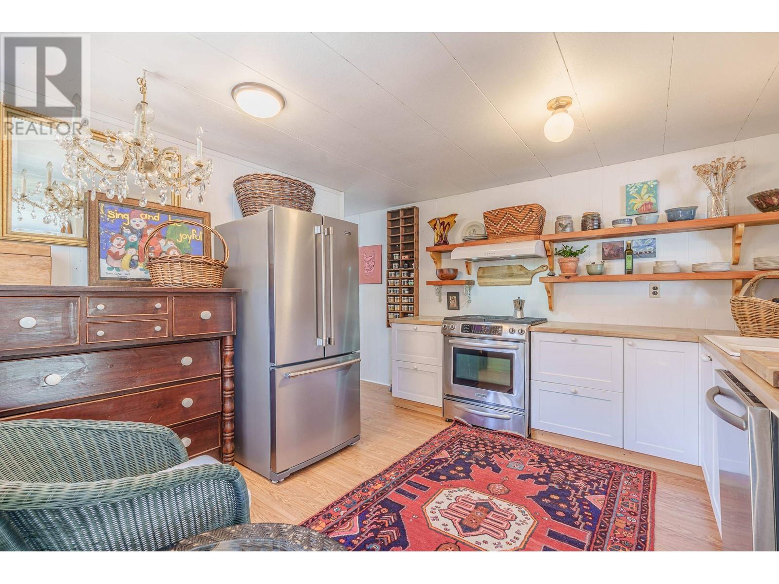 Property at 9 4514 SUNSHINE COAST HIGHWAY image 4