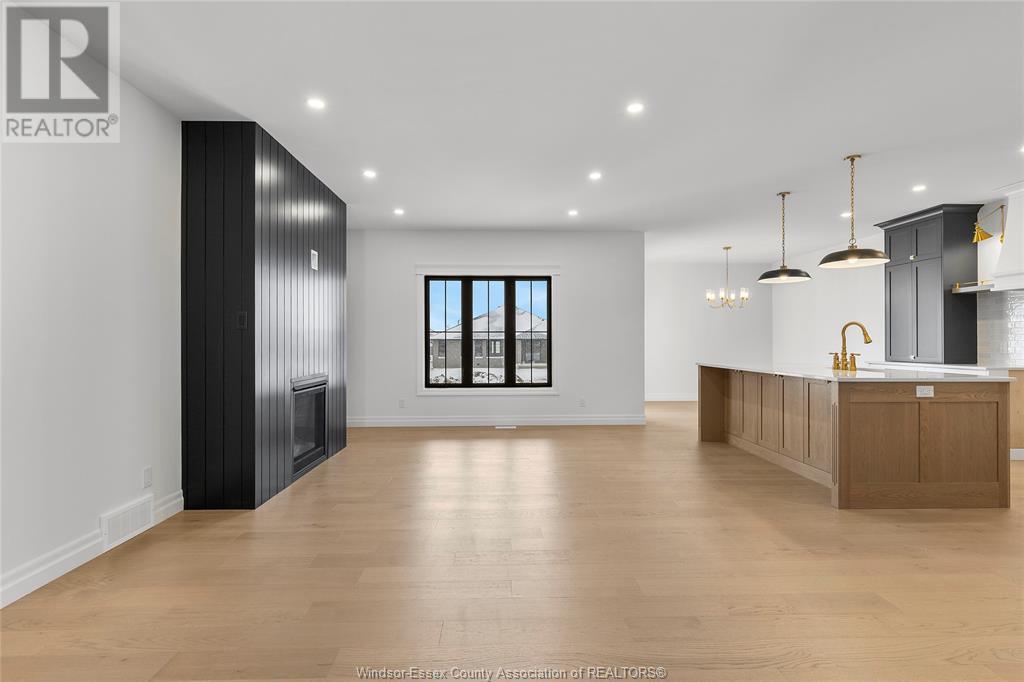Property at 1937 VILLA CANAL image 4