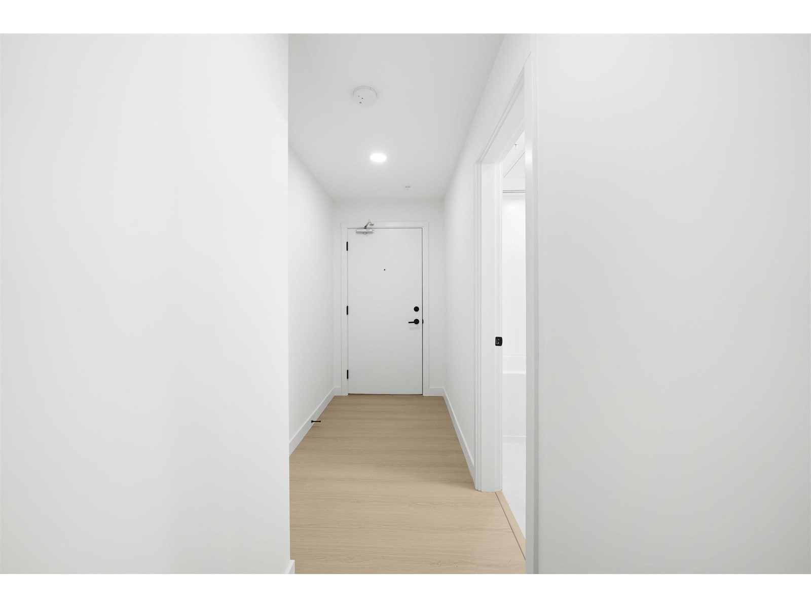 532 9456 134 Street, Surrey, British Columbia  V3V 0G8 - Photo 2 - R3007831