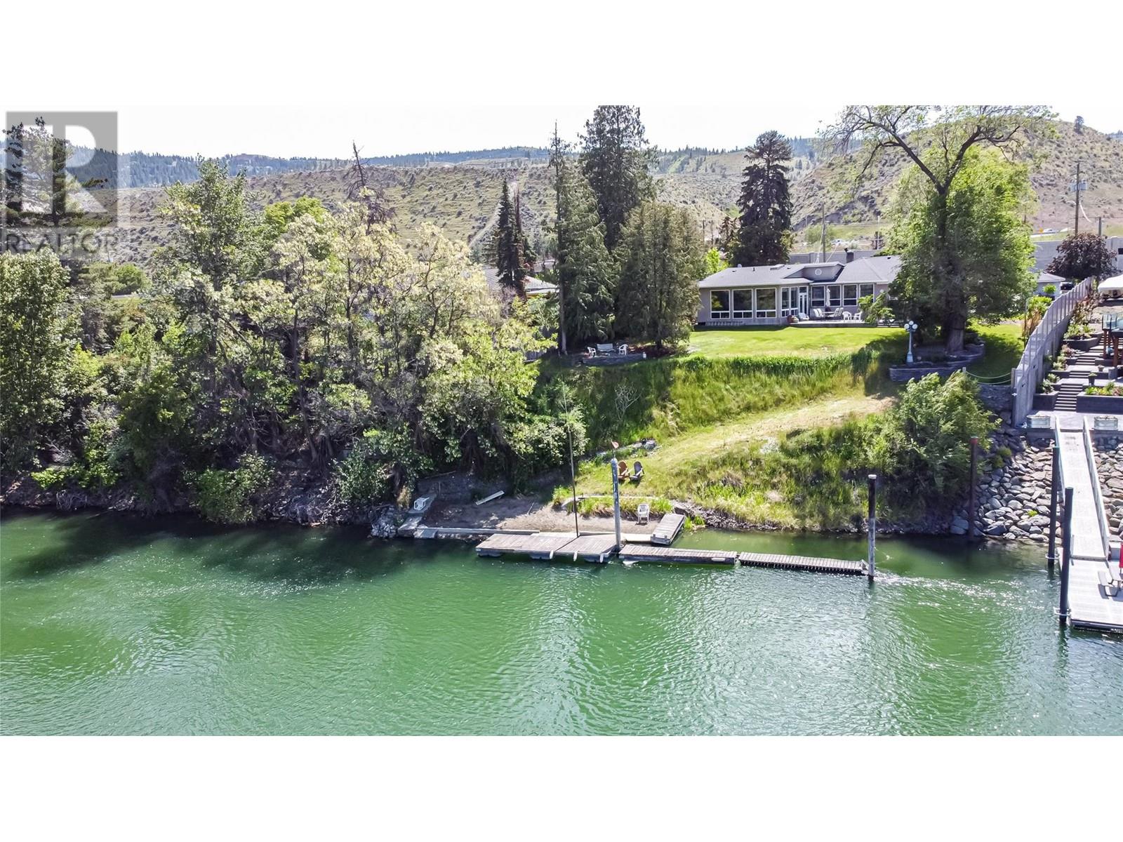 Property at 1590 LORNE E Street image 1