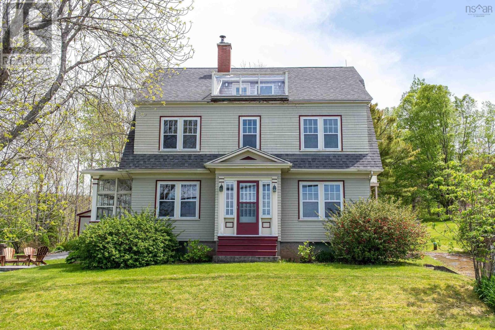 Property at 9957 Peggys Cove Road image 4