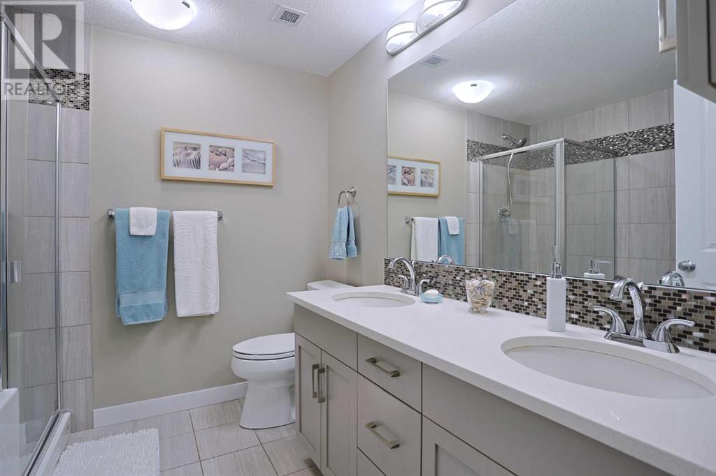 Property at 302, 16 Varsity Estates Circle NW image 4
