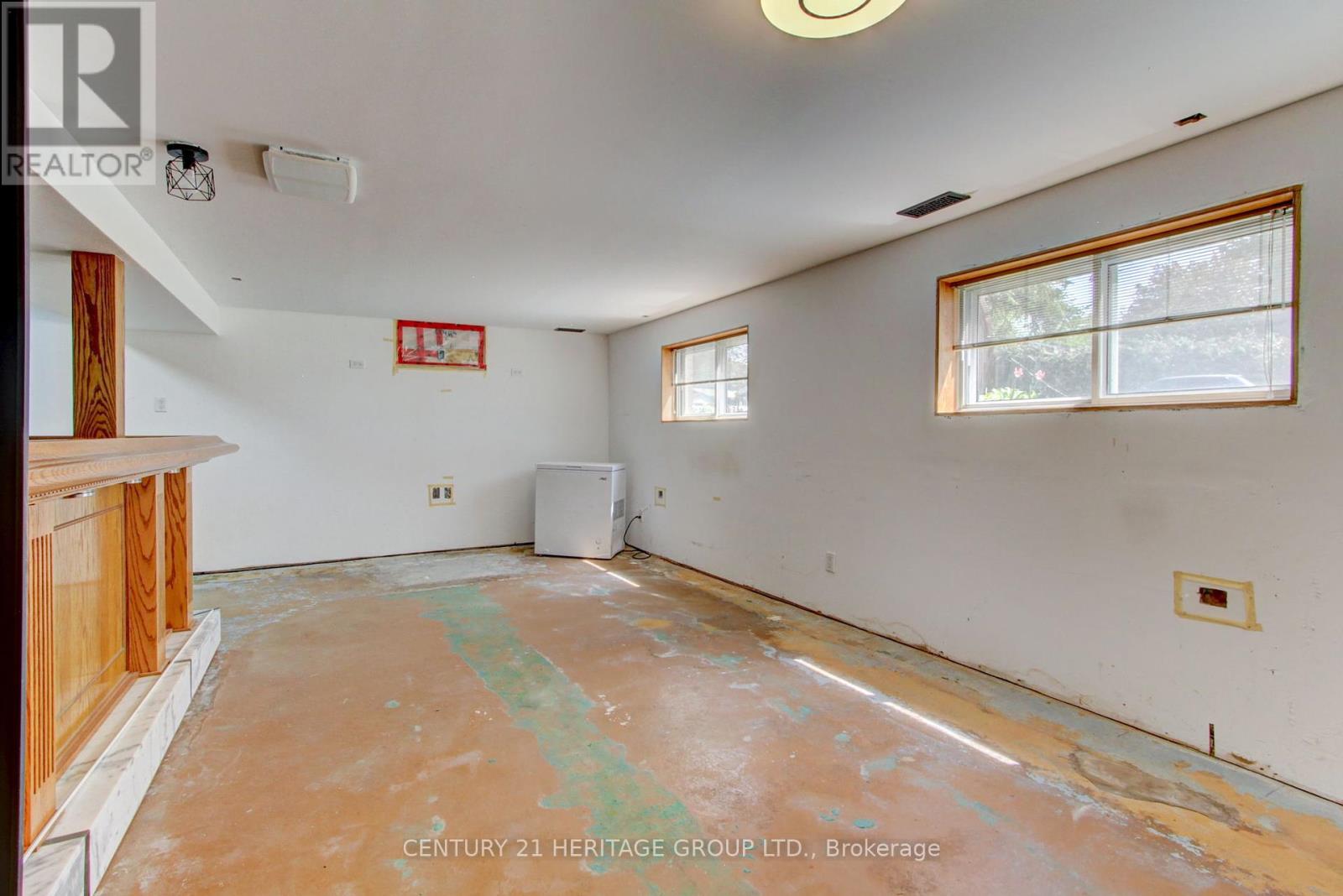 1 Park Road, Bradford West Gwillimbury, Ontario  L0G 1B0 - Photo 33 - N12177295
