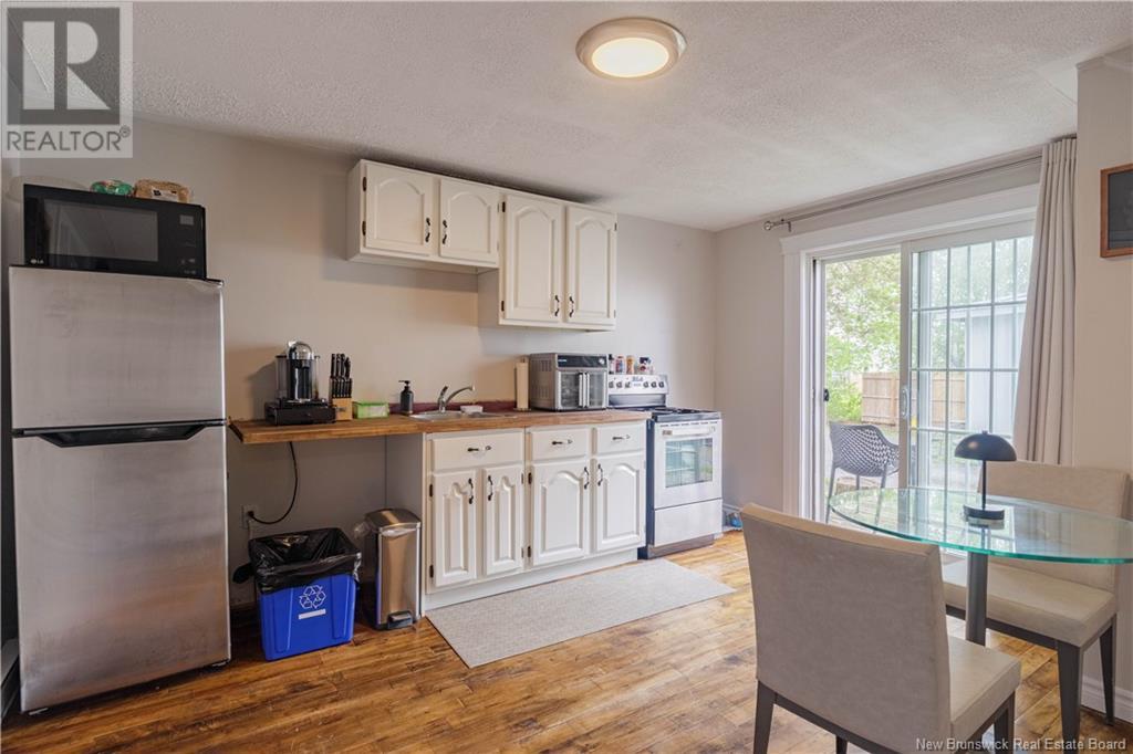 320 Smythe Street, Fredericton, New Brunswick  E3B 3E2 - Photo 3 - NB118526