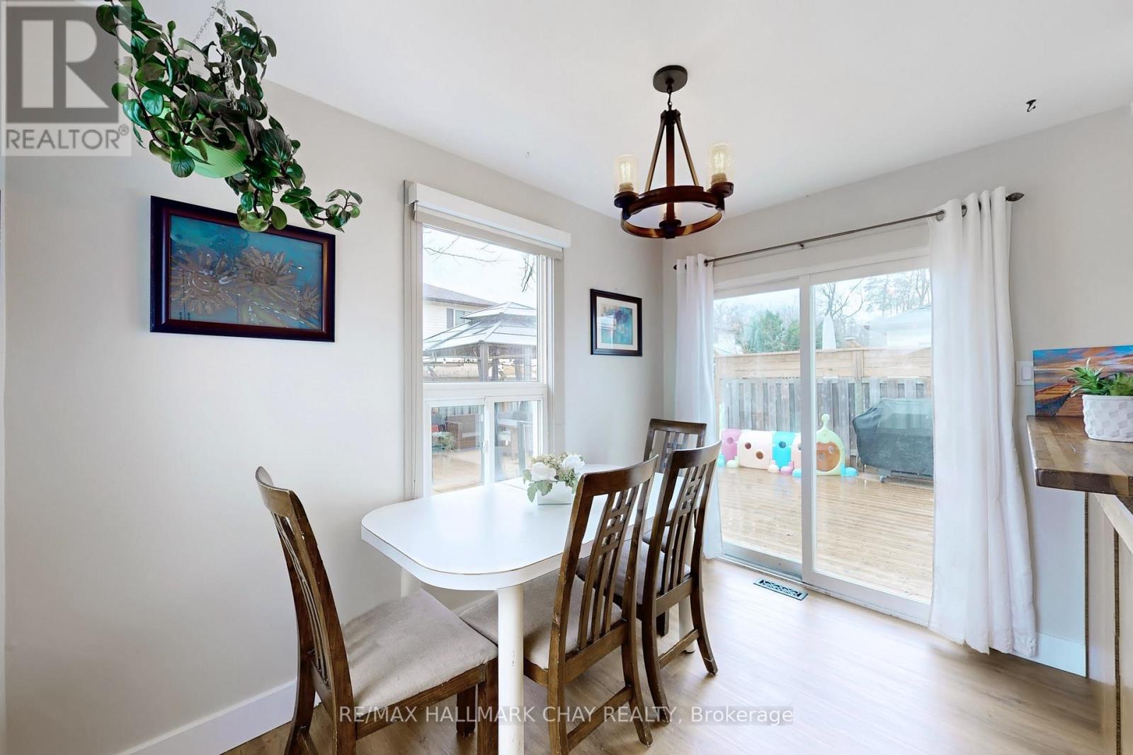 40 Shakespeare Crescent, Barrie, Ontario  L4N 6C1 - Photo 12 - S12099089