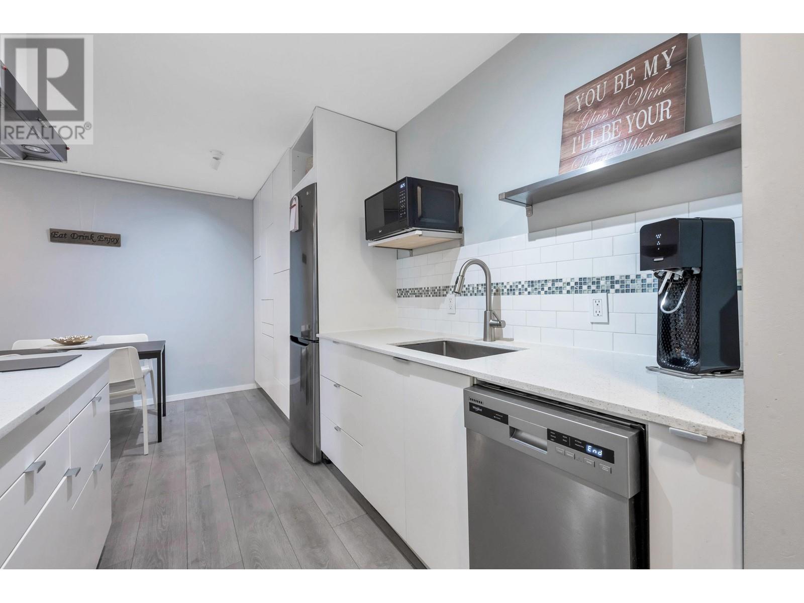 205 428 Agnes Street, New Westminster, British Columbia  V3L 1G1 - Photo 7 - R2995605