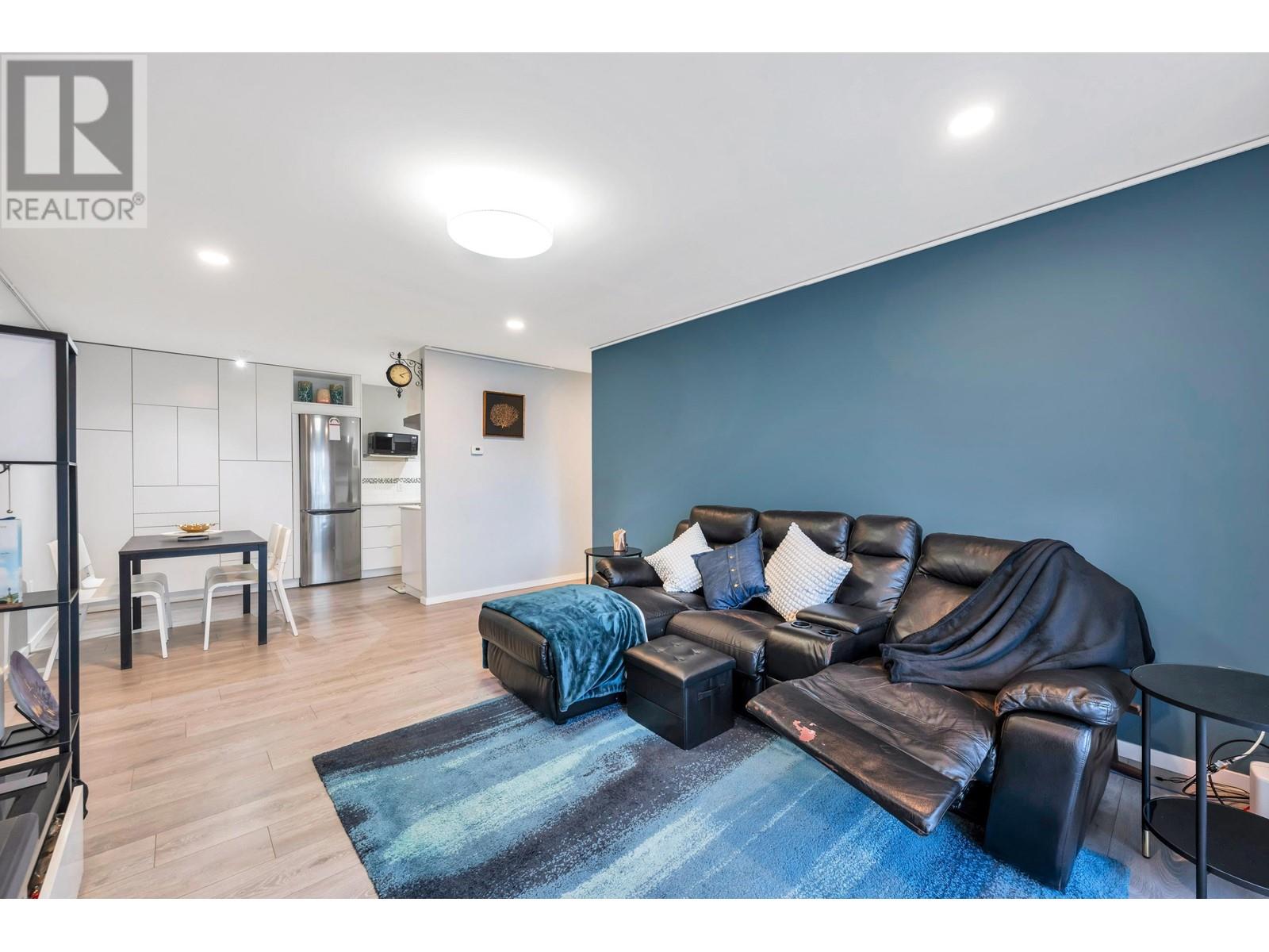 205 428 Agnes Street, New Westminster, British Columbia  V3L 1G1 - Photo 8 - R2995605
