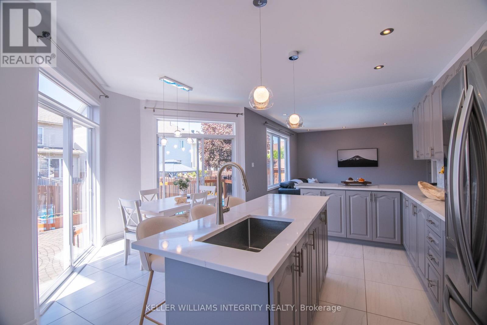 34 Keighley Circle, Ottawa, Ontario  K2K 3H8 - Photo 16 - X12177329