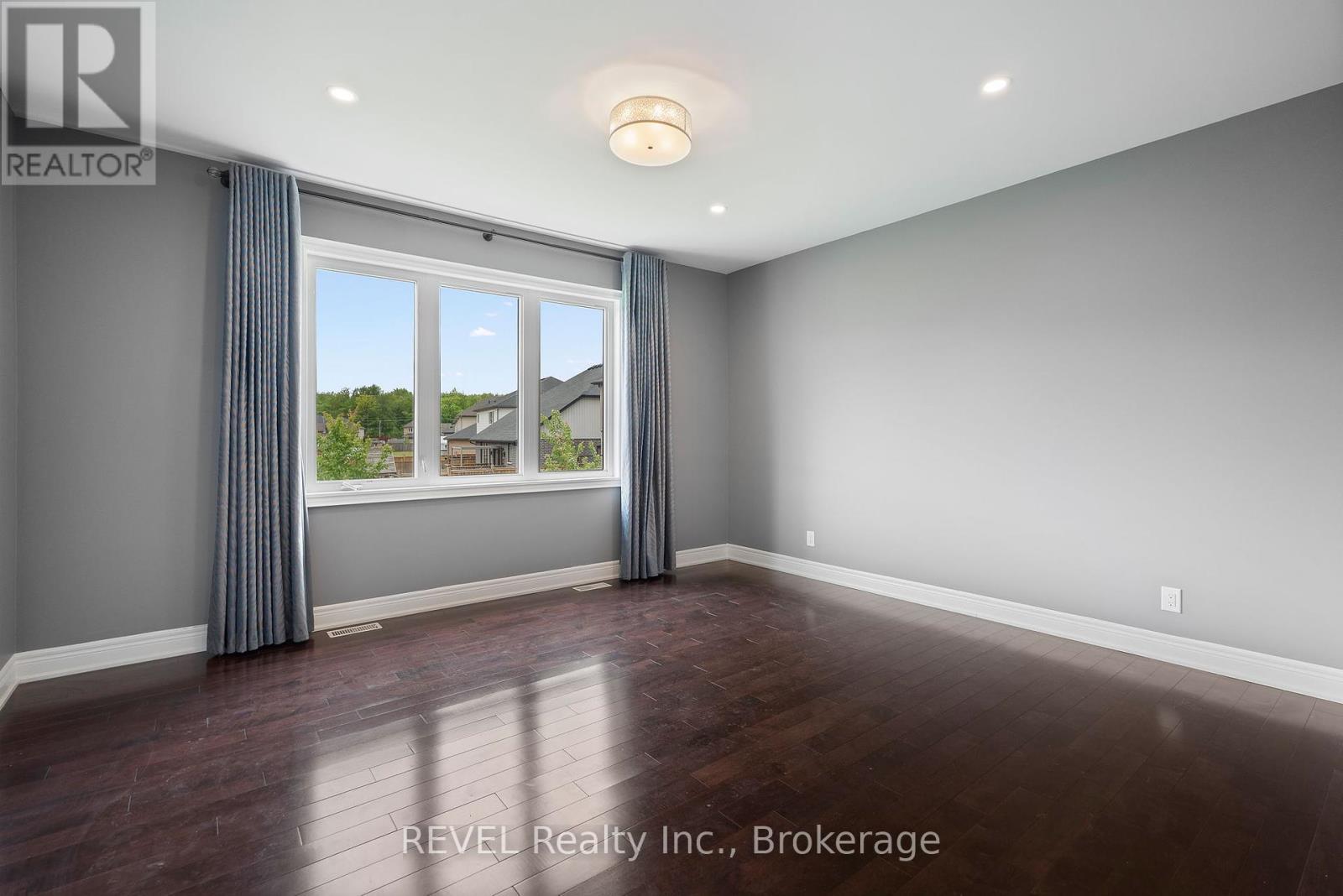 6464 Sam Iorfida Drive, Niagara Falls (Oldfield), Ontario  L2G 0H5 - Photo 22 - X12177307