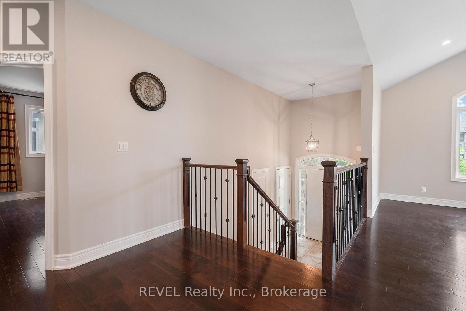 6464 Sam Iorfida Drive, Niagara Falls (Oldfield), Ontario  L2G 0H5 - Photo 6 - X12177307