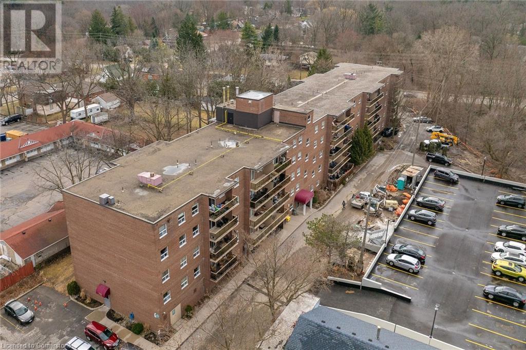 793 Colborne Street E Unit# 512, Brantford, Ontario  N3S 7J3 - Photo 3 - 40734406