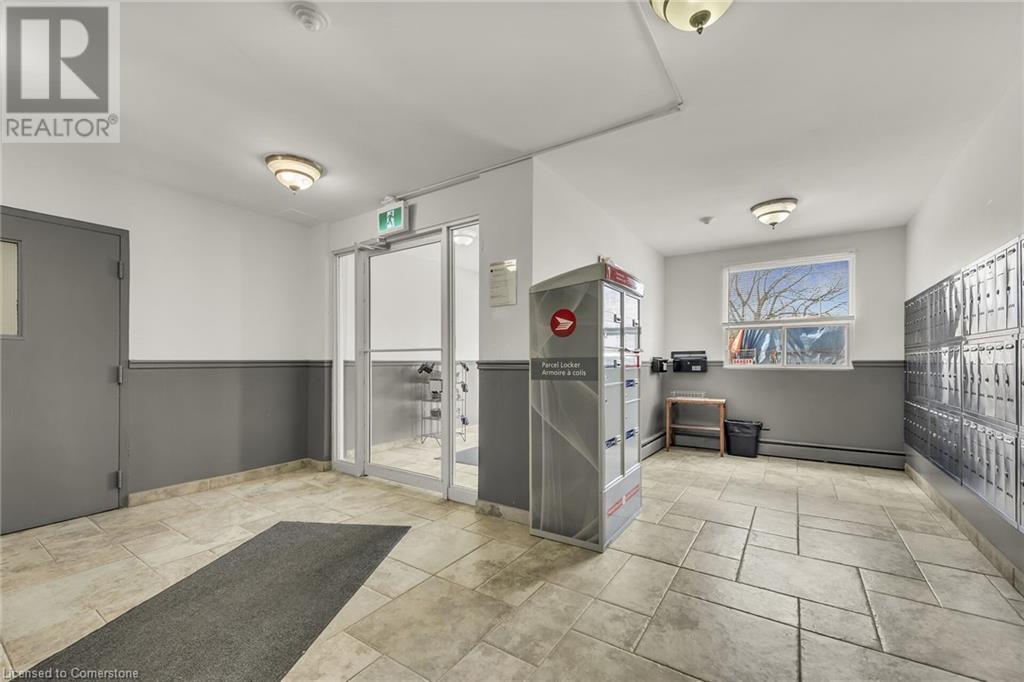 793 Colborne Street E Unit# 512, Brantford, Ontario  N3S 7J3 - Photo 5 - 40734406