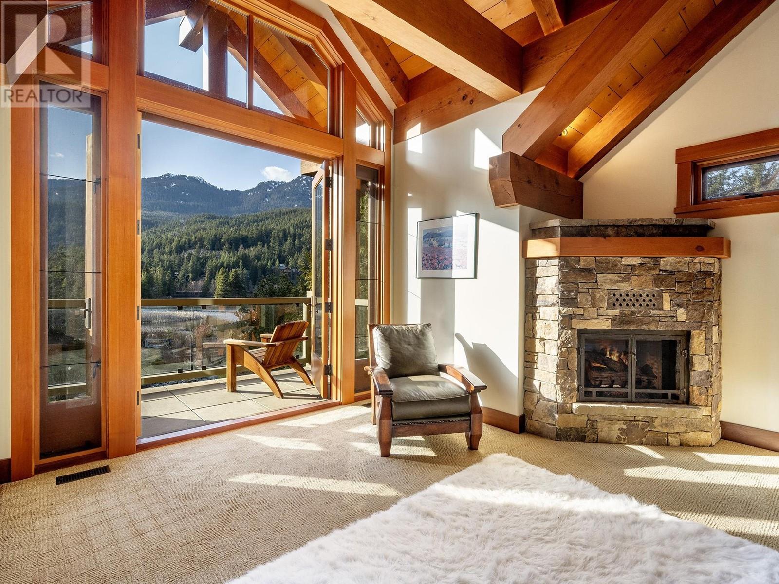 2219 Lake Placid Road, Whistler, British Columbia  V8E 0B2 - Photo 18 - R2990887