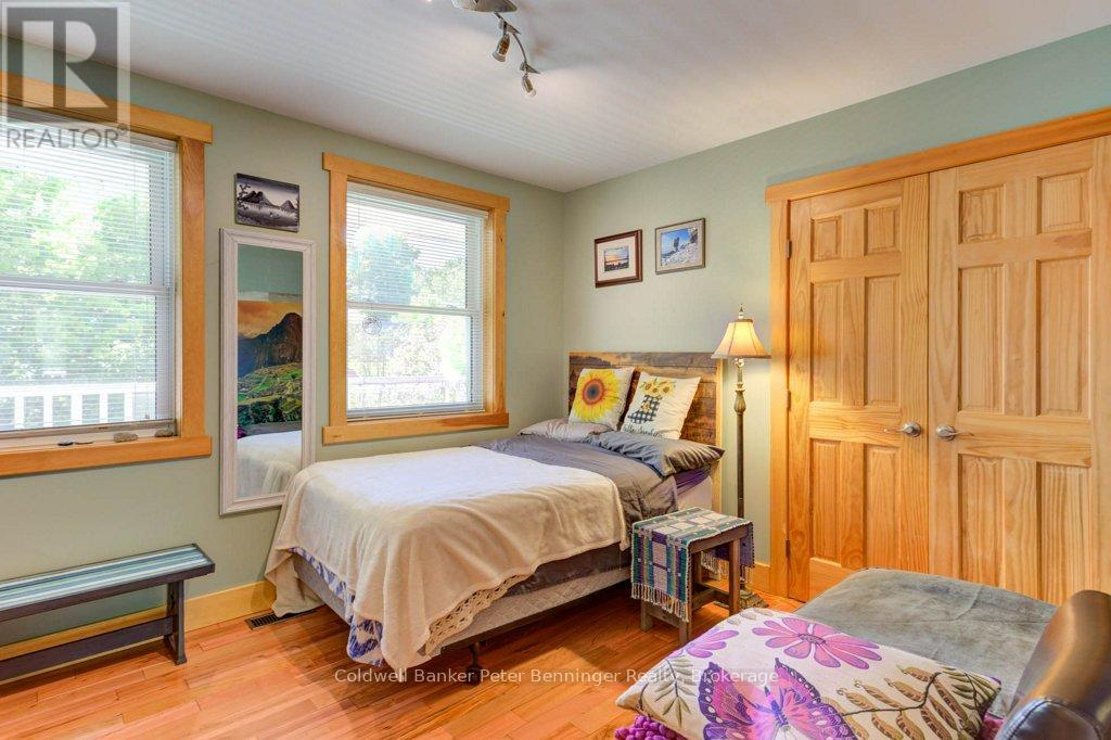 32 Pine Forest Drive, South Bruce Peninsula, Ontario  N0H 1P0 - Photo 16 - X12177331