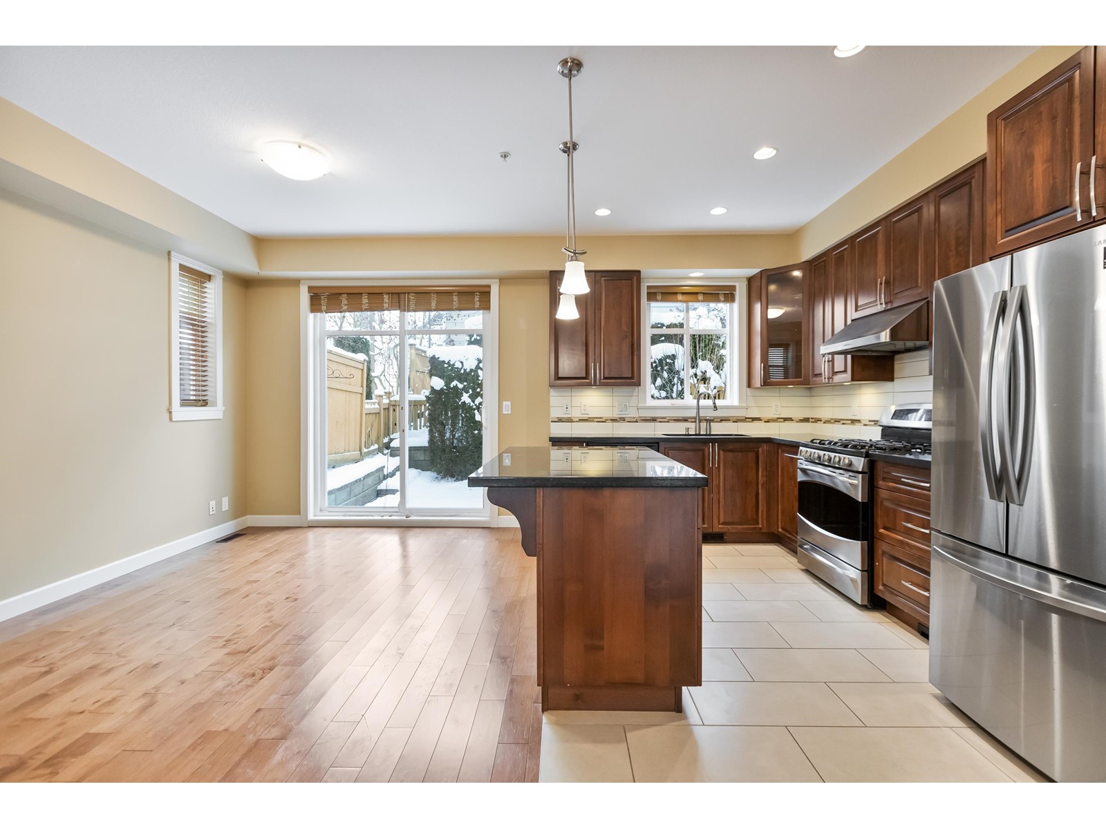 7 20738 84 Avenue, Langley, British Columbia  V2Y 0J6 - Photo 3 - R3007694