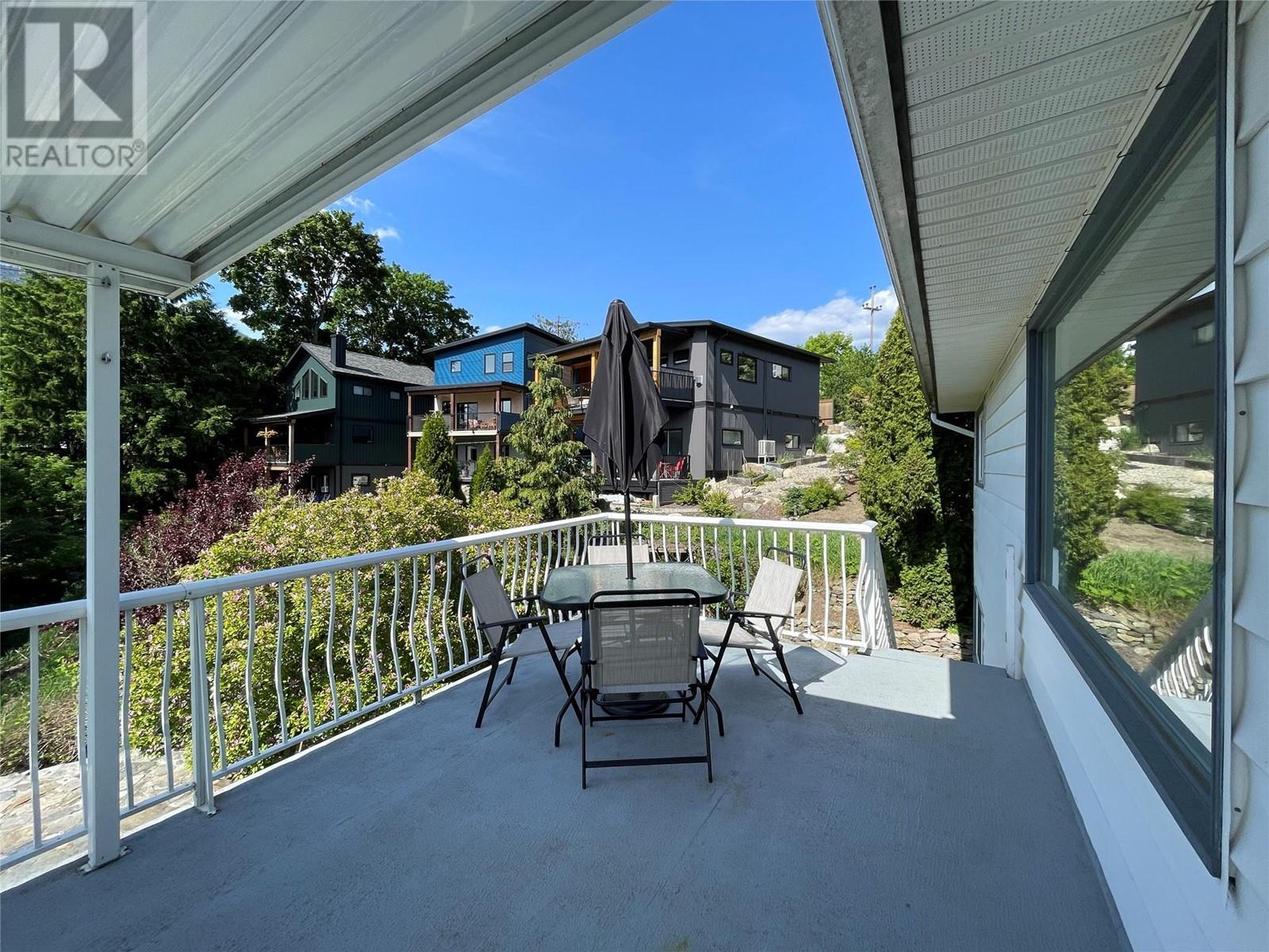 Property at 1015 CARBONATE Street image 4