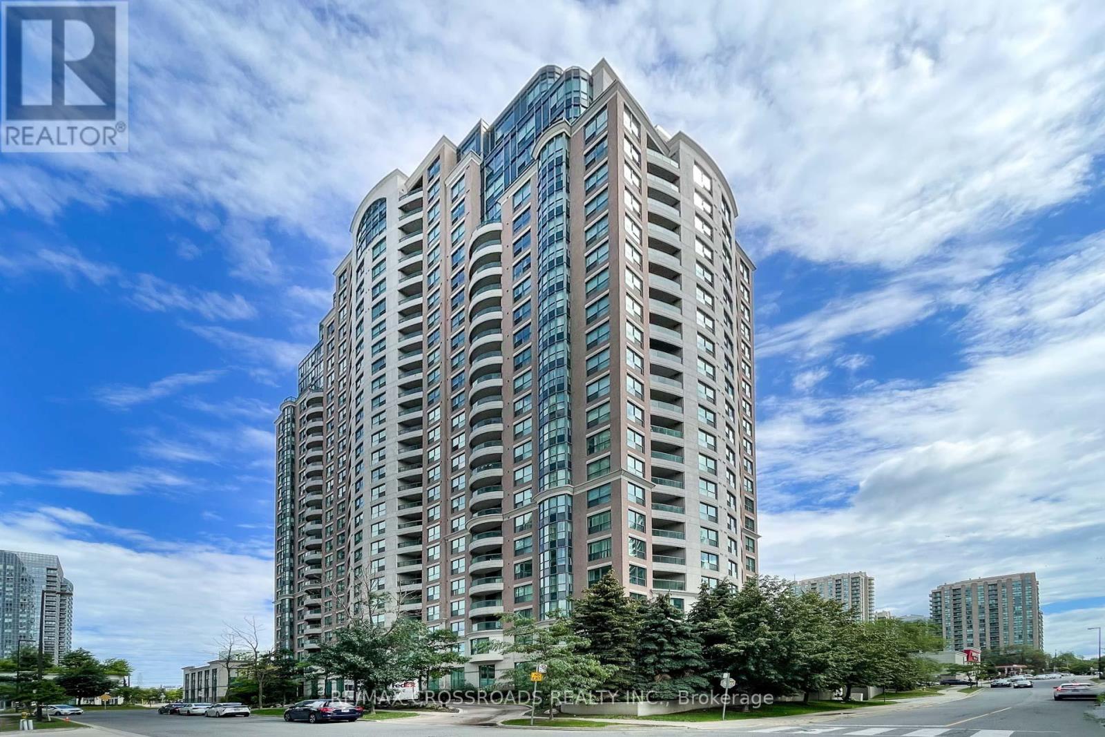 203 - 7 LORRAINE DRIVE, Toronto, Ontario