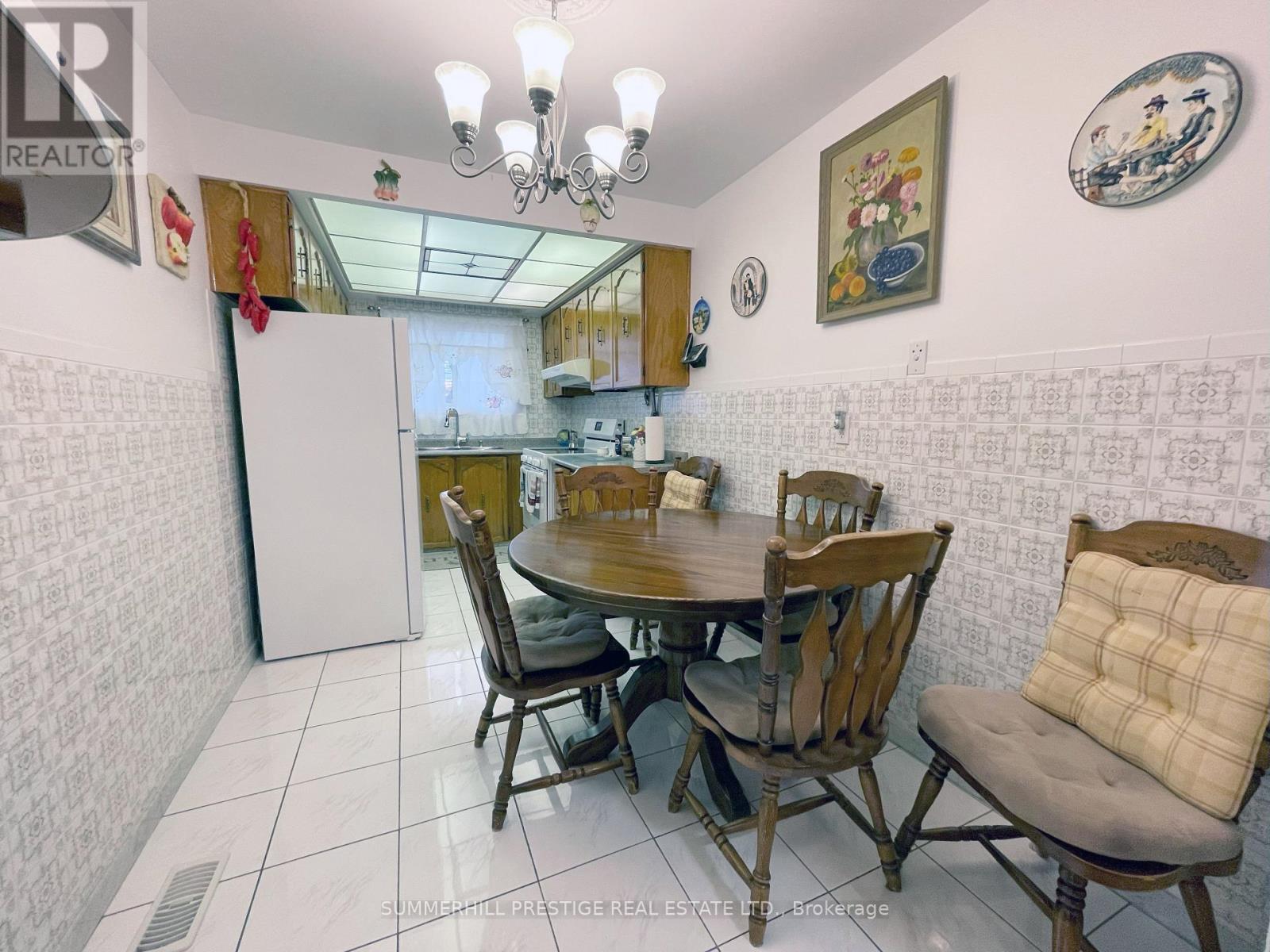 20 Cleethorpes Boulevard, Toronto, Ontario  M1S 3T3 - Photo 27 - E12177316