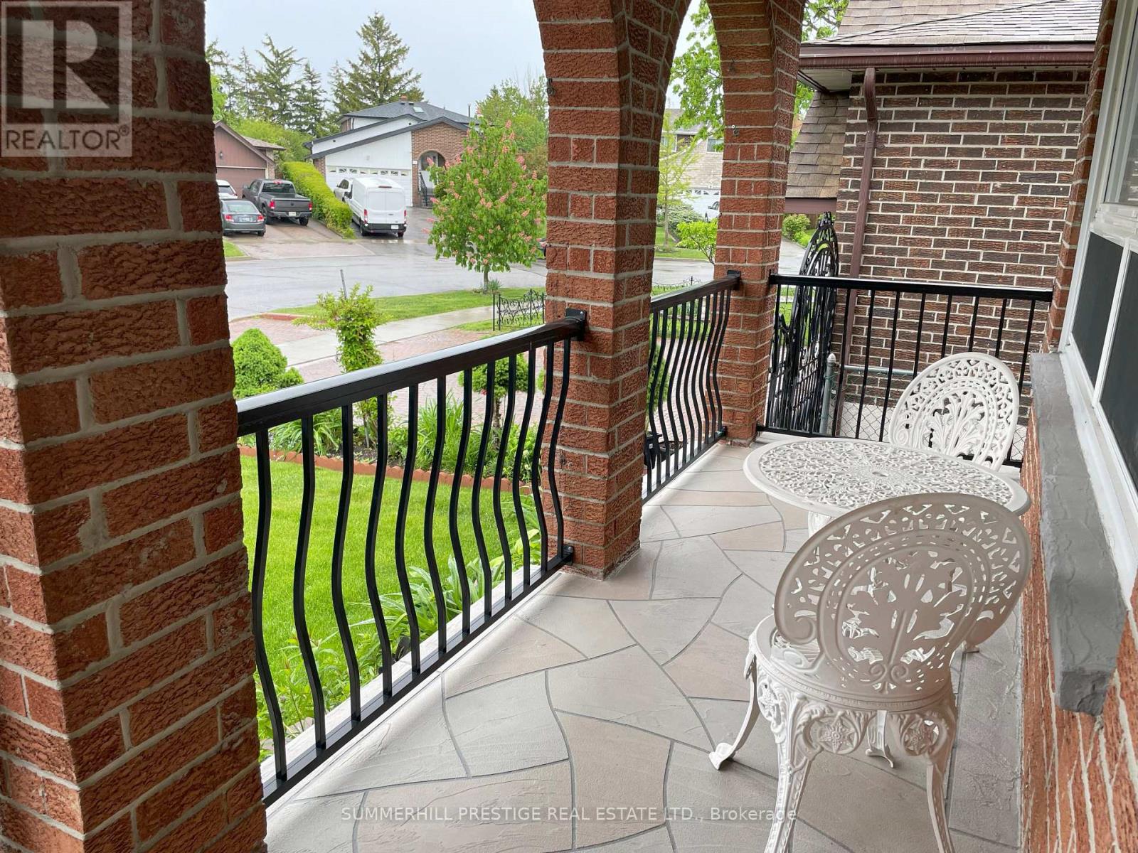 20 Cleethorpes Boulevard, Toronto, Ontario  M1S 3T3 - Photo 3 - E12177316