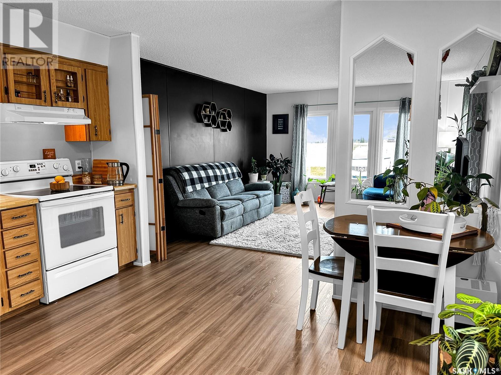 471 35th Street, Battleford, Saskatchewan  S0M 0E0 - Photo 7 - SK007258