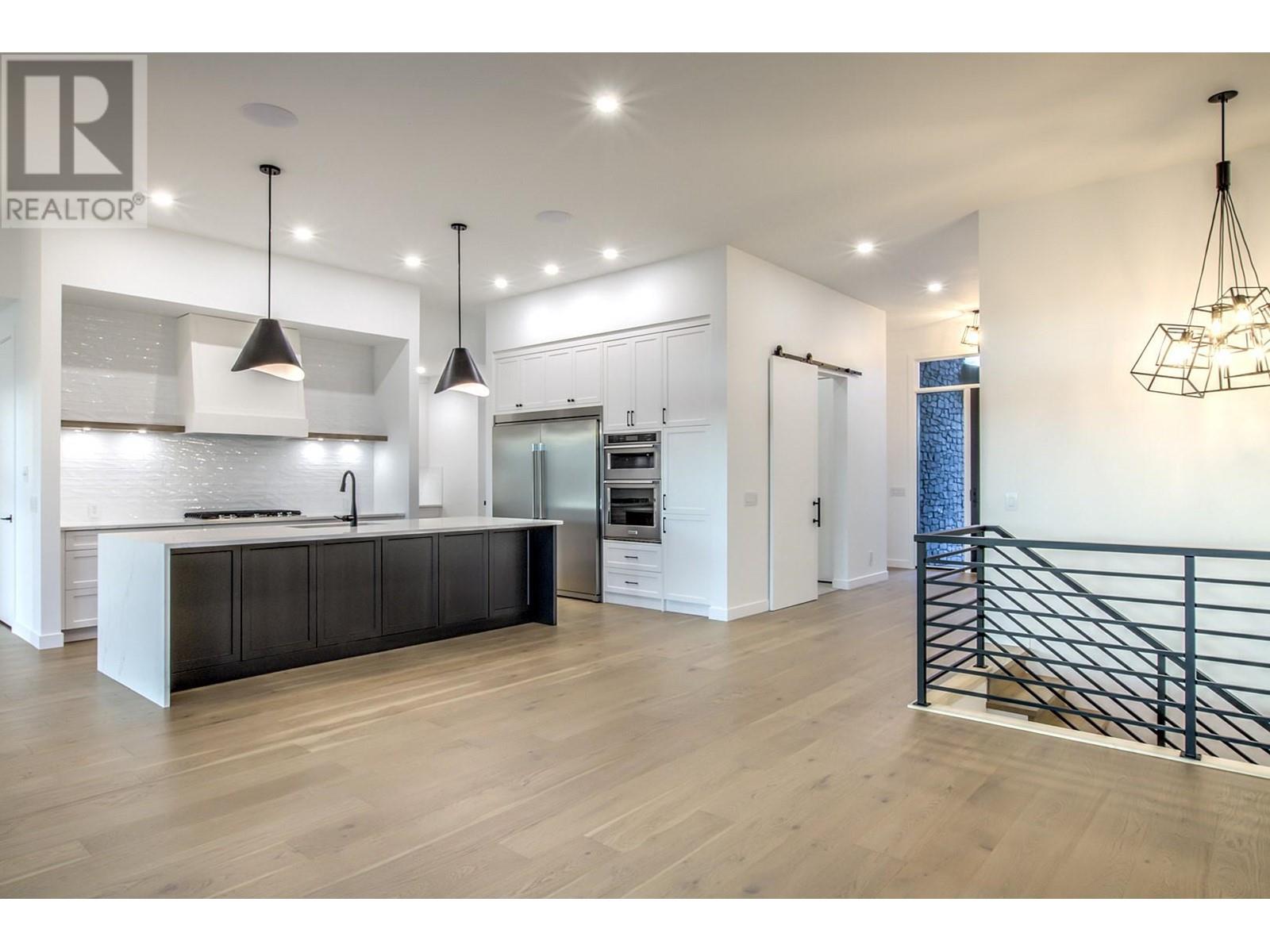 920 Mt Griffin Road, Vernon, British Columbia  V1B 0A5 - Photo 18 - 10348510