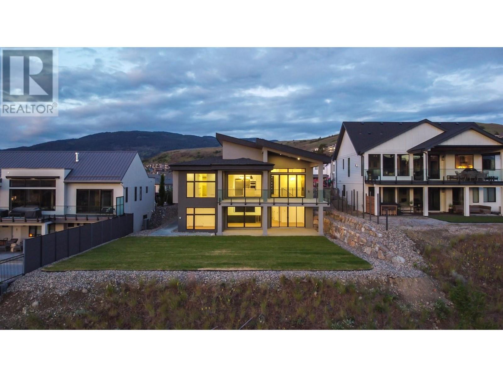 920 Mt Griffin Road, Vernon, British Columbia  V1B 0A5 - Photo 4 - 10348510