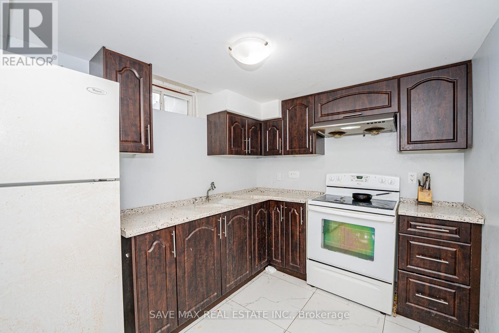 14 Conover Court, Brampton (Brampton South), Ontario  L6Y 3J5 - Photo 42 - W12177311