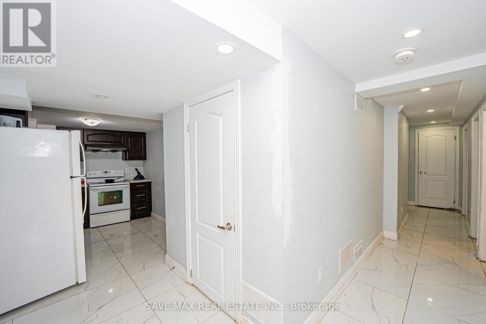 14 Conover Court, Brampton (Brampton South), Ontario  L6Y 3J5 - Photo 48 - W12177311