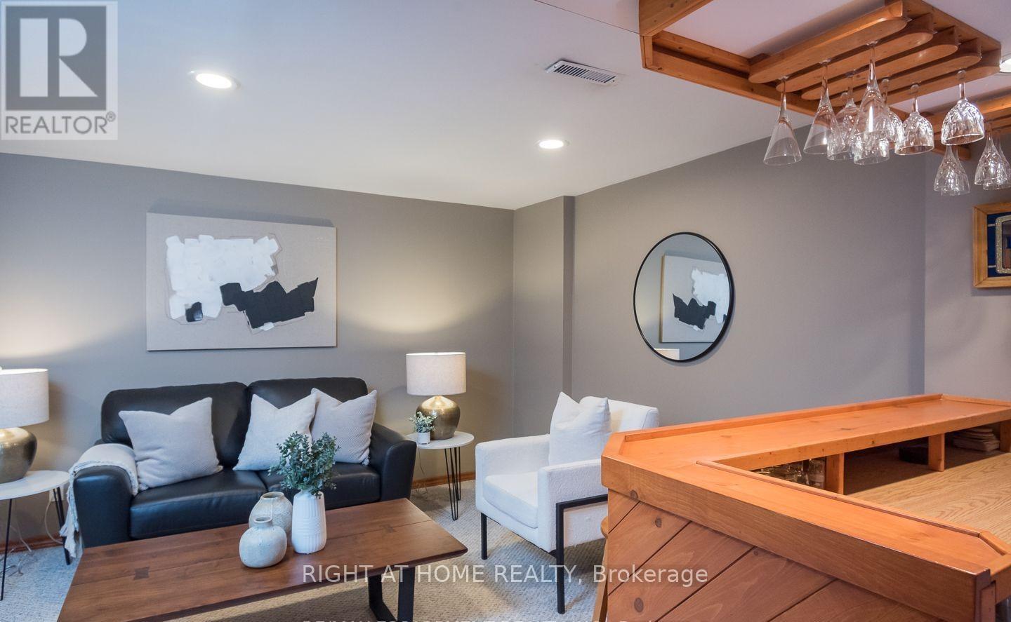 6772 Dolmage Court, Mississauga, Ontario  L5N 4V9 - Photo 26 - W12177334