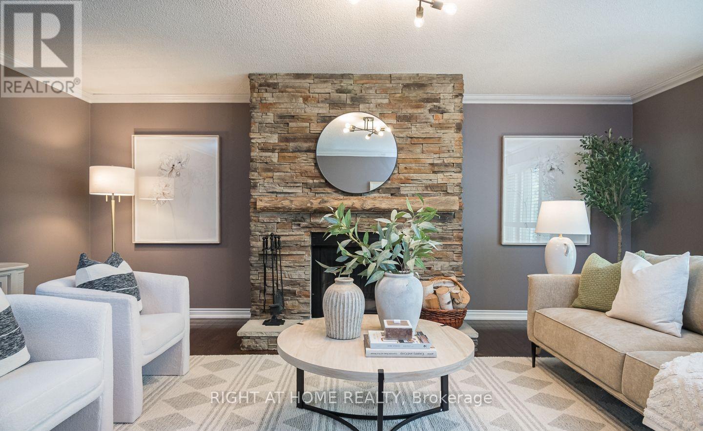 6772 Dolmage Court, Mississauga, Ontario  L5N 4V9 - Photo 8 - W12177334