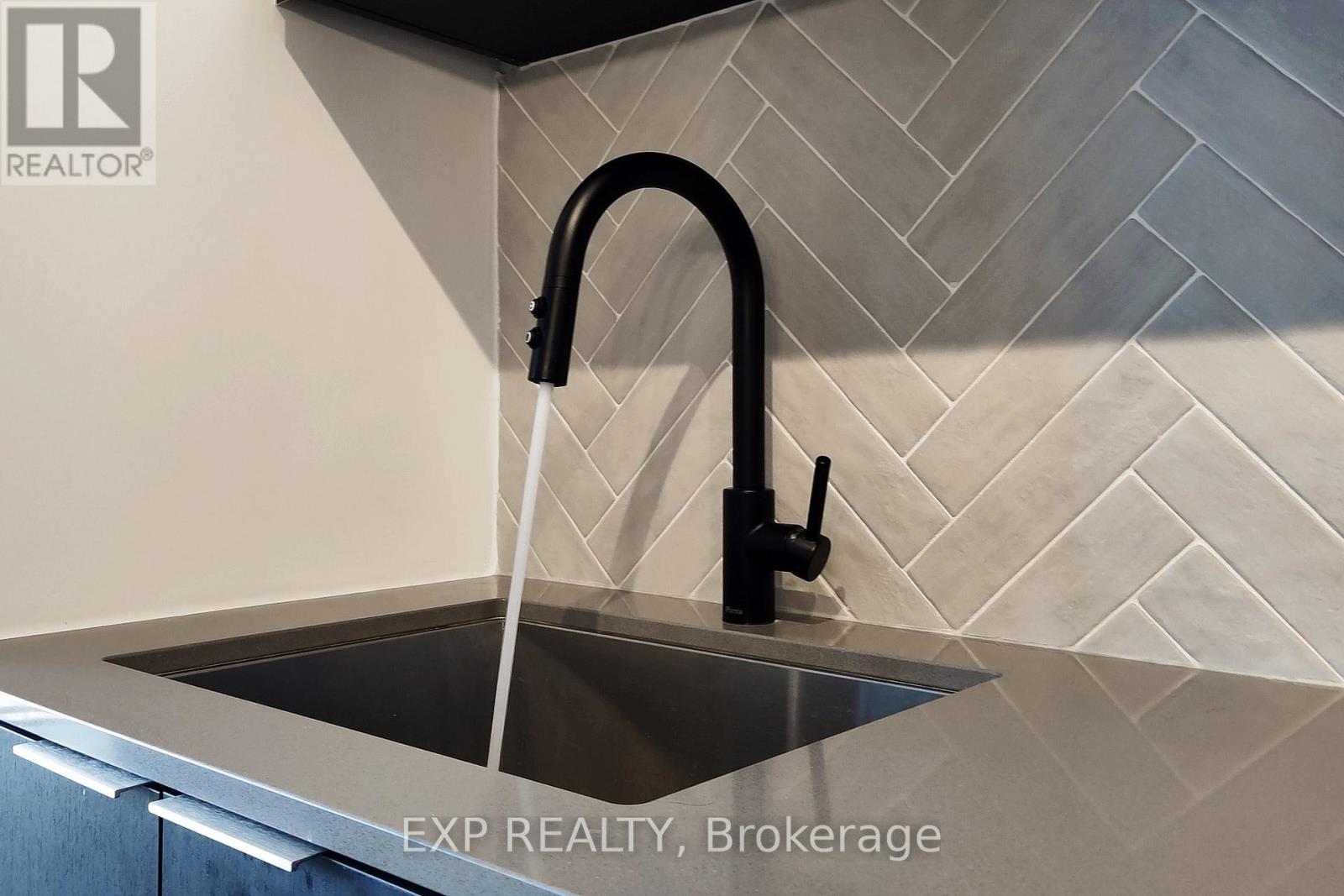 330 - 36 Zorra Street, Toronto, Ontario  M8Z 0G5 - Photo 10 - W12177338