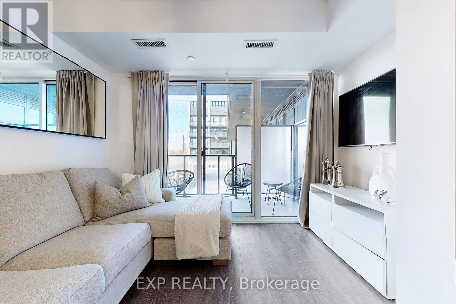 330 - 36 Zorra Street, Toronto, Ontario  M8Z 0G5 - Photo 3 - W12177338