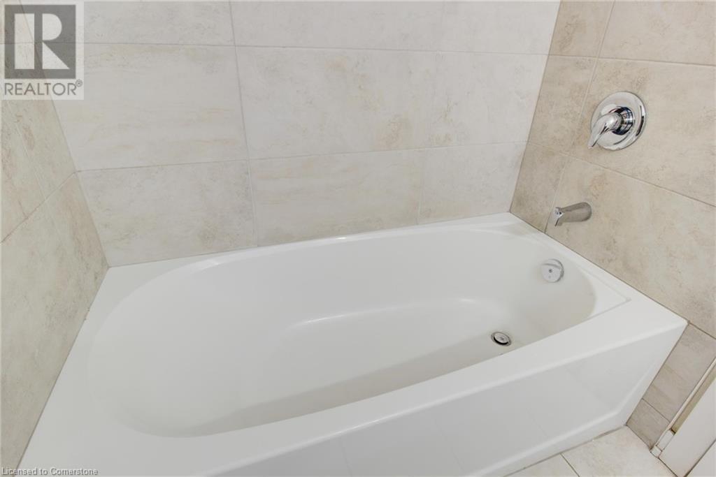 590 North Service Road Unit# 80, Stoney Creek, Ontario  L8E 0K5 - Photo 38 - 40734285