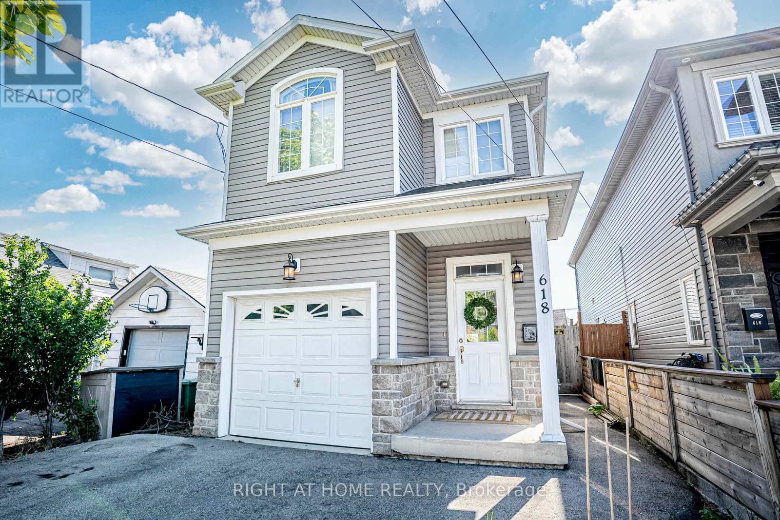 618 KNOX AVENUE, Hamilton, Ontario