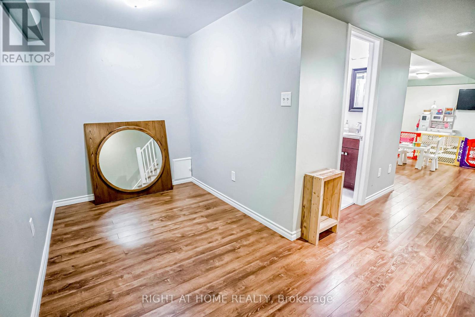 618 Knox Avenue, Hamilton (Parkview), Ontario  L8H 6K3 - Photo 35 - X12177325